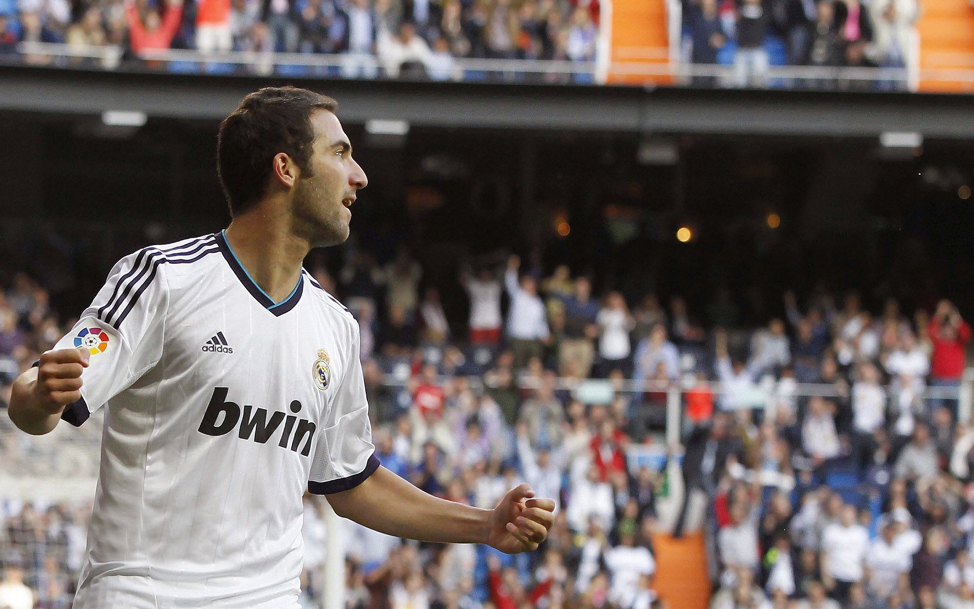 法甲胜利瞬间：战术配合点燃全场！，法甲 经典比赛